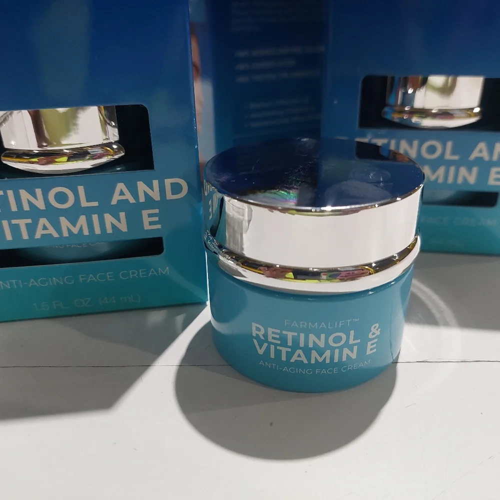 Lot Of 3 Farmalift Anti Aging Cream Retinol Vitamin E - Picture 3 of 4